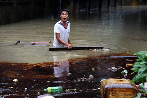 24-nguoi-chet-do-mua-lu-mien-trung-tuan-qua